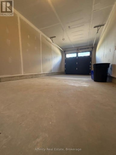 10 BALLADRY BOULEVARD, Stratford, Ontario, N5A0L5
