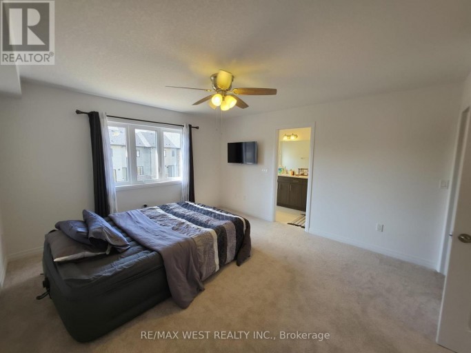 889 DOURO STREET, Stratford, Ontario, N5A0M3
