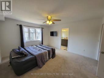 889 DOURO STREET Stratford Ontario photo 6