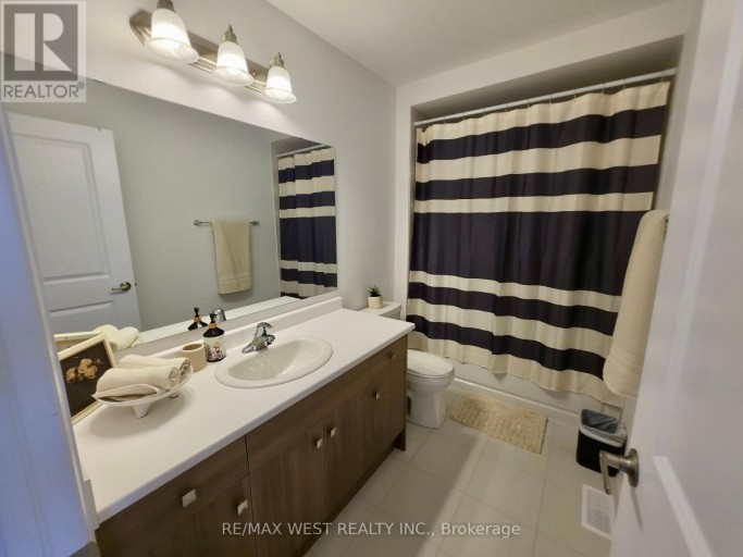 889 DOURO STREET, Stratford, Ontario, N5A0M3