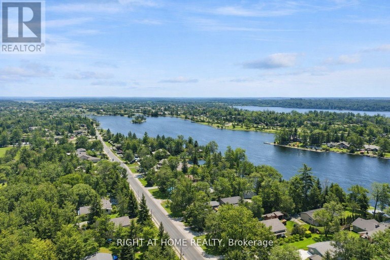 239 FRONT STREET W, Kawartha Lakes (Bobcaygeon), Ontario, K0M1A0