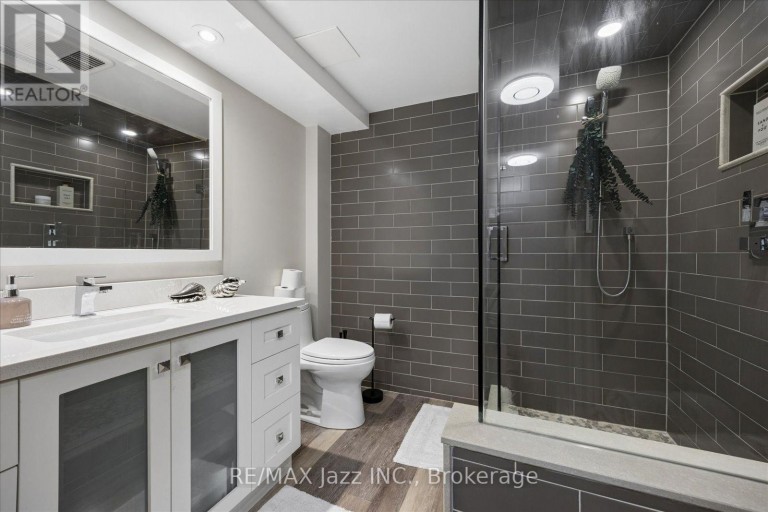 510 FAIRGLEN AVENUE, Oshawa (Northglen), Ontario, L1J6P7