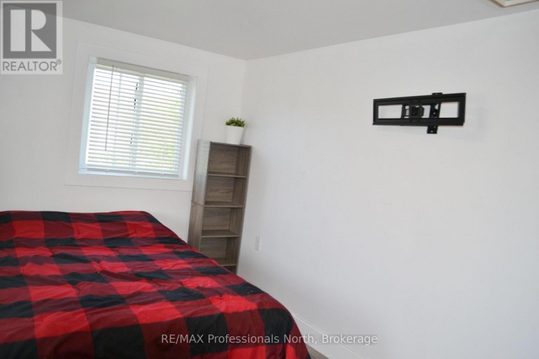 14 PRINCESS STREET, Huntsville, Ontario, P1H1P2