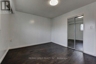 22 KITTIWAKE AVENUE Toronto (West Humber-Clairville) Ontario photo 21