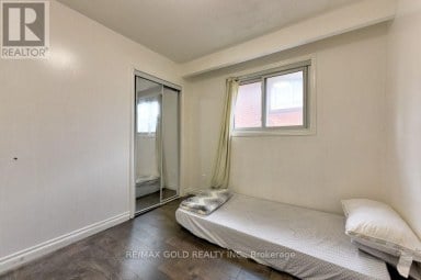 22 KITTIWAKE AVENUE Toronto (West Humber-Clairville) Ontario photo 23