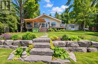 27 HILLCREST AVENUE Kawartha Lakes (Carden) Ontario photo 1