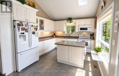27 HILLCREST AVENUE Kawartha Lakes (Carden) Ontario photo 10