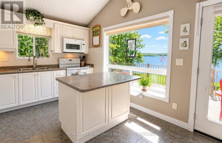 27 HILLCREST AVENUE, Kawartha Lakes (Carden), Ontario, K0M2B0
