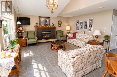 27 HILLCREST AVENUE Kawartha Lakes (Carden) Ontario photo 16