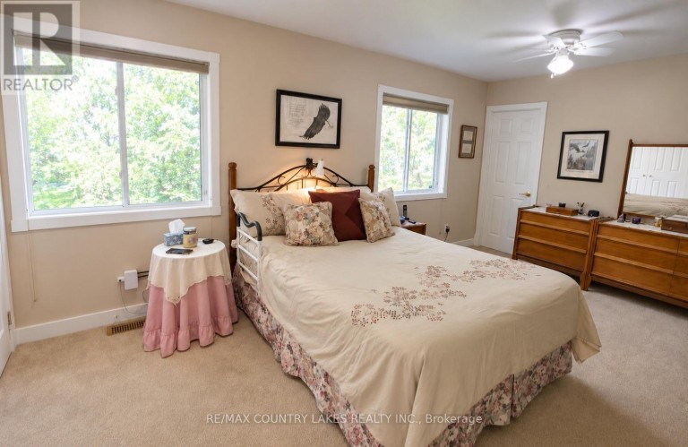 27 HILLCREST AVENUE, Kawartha Lakes (Carden), Ontario, K0M2B0