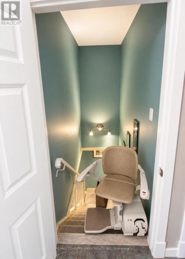 27 HILLCREST AVENUE, Kawartha Lakes (Carden), Ontario, K0M2B0