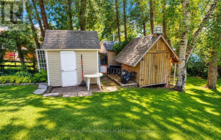 27 HILLCREST AVENUE, Kawartha Lakes (Carden), Ontario, K0M2B0