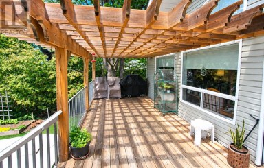27 HILLCREST AVENUE Kawartha Lakes (Carden) Ontario photo 7