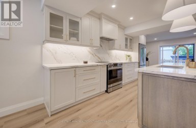 34 MOORE AVENUE N Waterloo Ontario photo 7