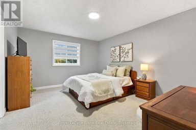729 EAGLE RIDGE DRIVE Oshawa (Taunton) Ontario photo 34