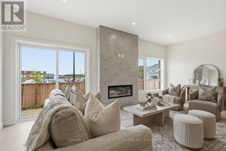 105 - 2840 BUROAK DRIVE, London North (North S), Ontario, N6H0L8