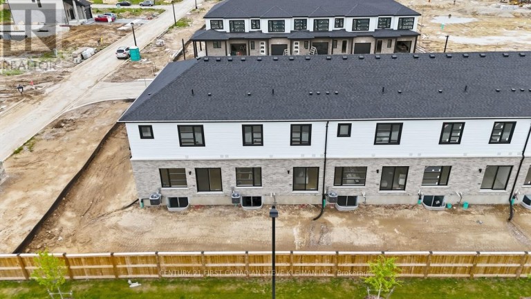 105 - 2840 BUROAK DRIVE, London North (North S), Ontario, N6H0L8