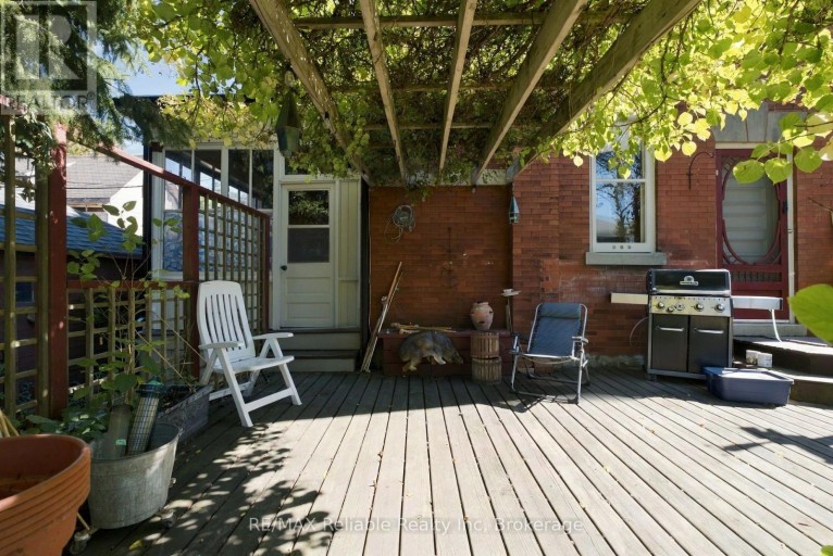 19 SPARLING STREET, Huron East (Seaforth), Ontario, N0K1W0
