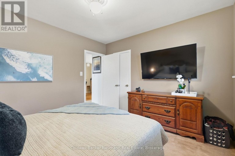 82 KNIGHTSWOOD BOULEVARD, Guelph (Riverside Park), Ontario, N1E3W7