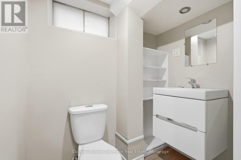 82 KNIGHTSWOOD BOULEVARD, Guelph (Riverside Park), Ontario, N1E3W7