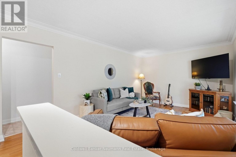 82 KNIGHTSWOOD BOULEVARD, Guelph (Riverside Park), Ontario, N1E3W7