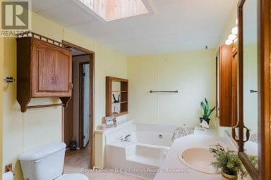 UNIT # 3 - 332 CONCESSION 6 Saugeen Shores Ontario photo 20