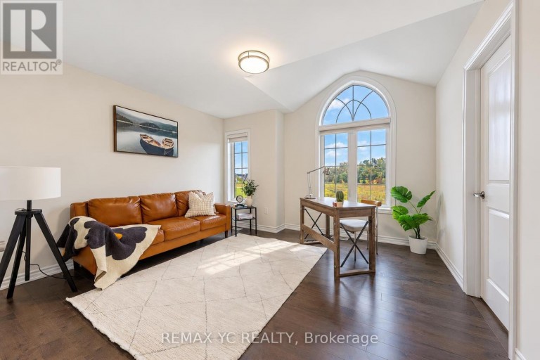 126 DURHAM AVENUE, Barrie, Ontario, L9J0W7