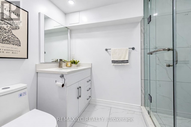 126 DURHAM AVENUE, Barrie, Ontario, L9J0W7