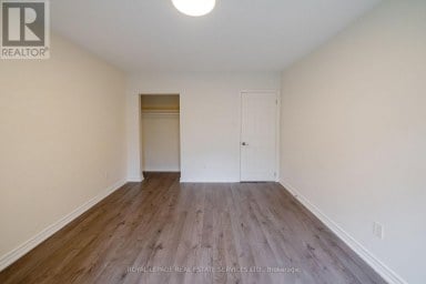 1254 NAPIER CRESCENT Oakville (CP College Park) Ontario photo 12