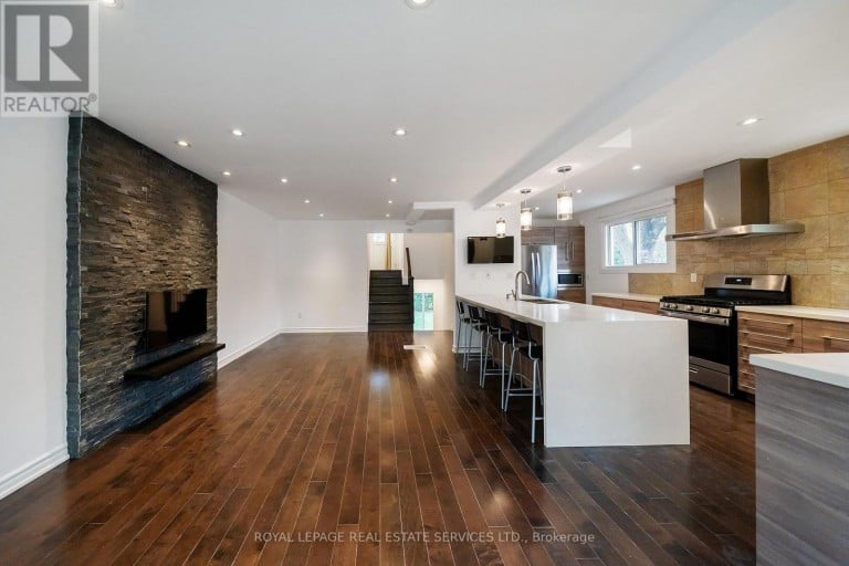 1254 NAPIER CRESCENT, Oakville (CP College Park), Ontario, L6H2A4
