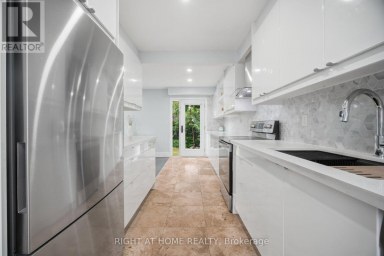 1527 FORESTDALE COURT Oakville (FA Falgarwood) Ontario photo 15