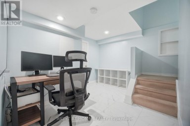 1527 FORESTDALE COURT Oakville (FA Falgarwood) Ontario photo 32