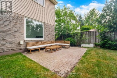 1527 FORESTDALE COURT Oakville (FA Falgarwood) Ontario photo 43