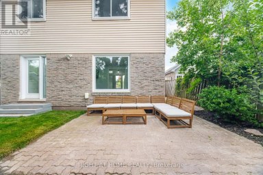1527 FORESTDALE COURT Oakville (FA Falgarwood) Ontario photo 44