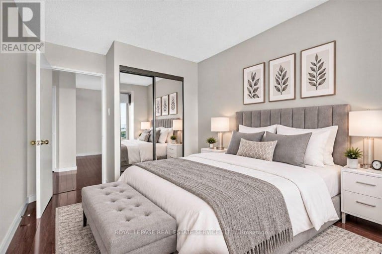 2206 - 1320 ISLINGTON AVENUE, Toronto (Islington-City Centre West), Ontario, M9A5C6