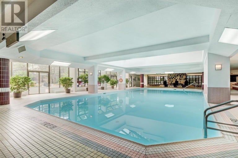 2206 - 1320 ISLINGTON AVENUE, Toronto (Islington-City Centre West), Ontario, M9A5C6