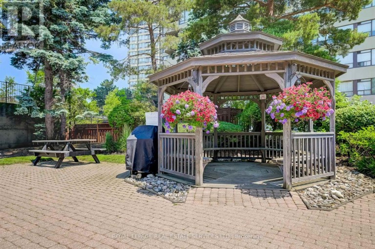 2206 - 1320 ISLINGTON AVENUE, Toronto (Islington-City Centre West), Ontario, M9A5C6