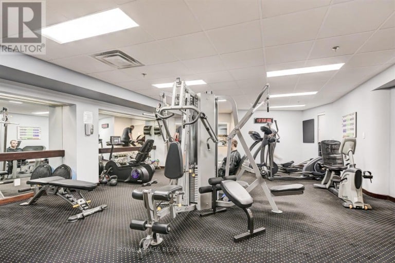 2206 - 1320 ISLINGTON AVENUE, Toronto (Islington-City Centre West), Ontario, M9A5C6