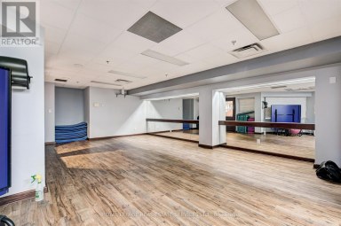 2206 - 1320 ISLINGTON AVENUE Toronto (Islington-City Centre West) Ontario photo 32