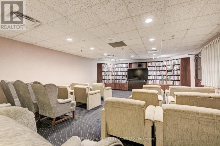 2206 - 1320 ISLINGTON AVENUE, Toronto (Islington-City Centre West), Ontario, M9A5C6