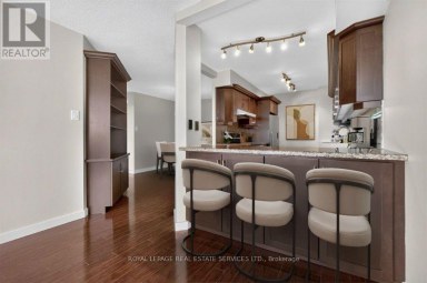 2206 - 1320 ISLINGTON AVENUE Toronto (Islington-City Centre West) Ontario photo 5