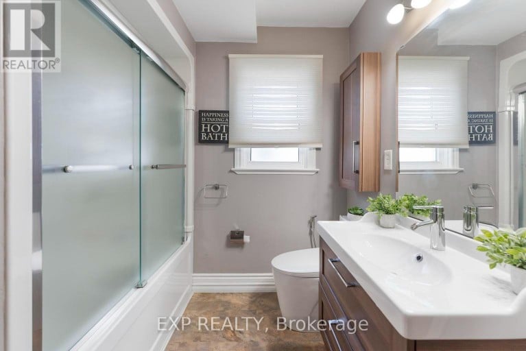 1063 JOAN DRIVE, Burlington (LaSalle), Ontario, L7T3H3