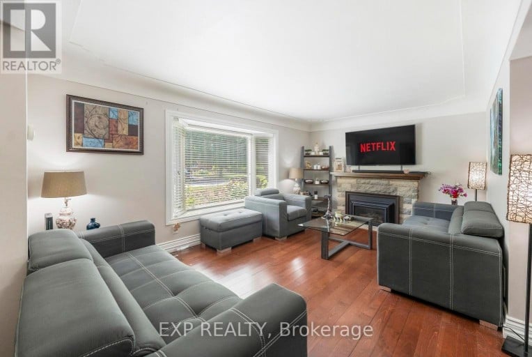 1063 JOAN DRIVE, Burlington (LaSalle), Ontario, L7T3H3