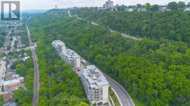 403 - 455 CHARLTON AVENUE E Hamilton (Stinson) Ontario photo 31