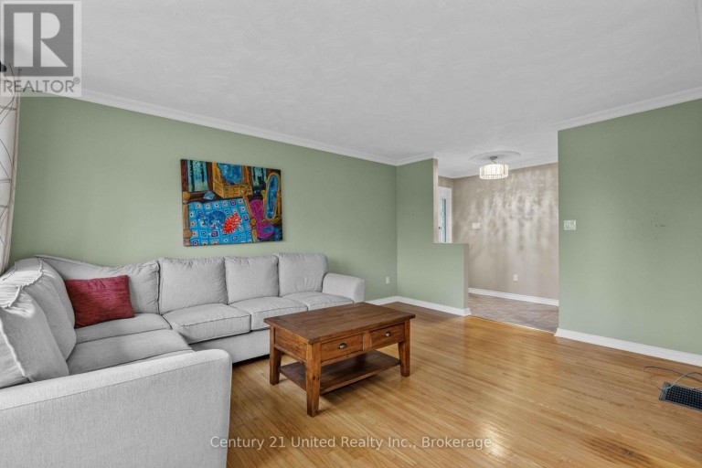 1203 ROYAL DRIVE, Peterborough (Northcrest Ward 5), Ontario, K9H6R3