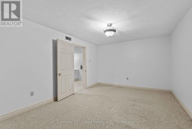1203 ROYAL DRIVE Peterborough (Northcrest Ward 5) Ontario photo 34