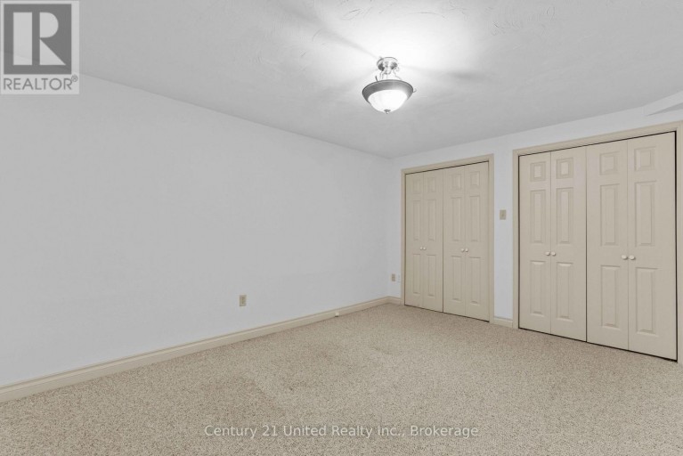 1203 ROYAL DRIVE, Peterborough (Northcrest Ward 5), Ontario, K9H6R3