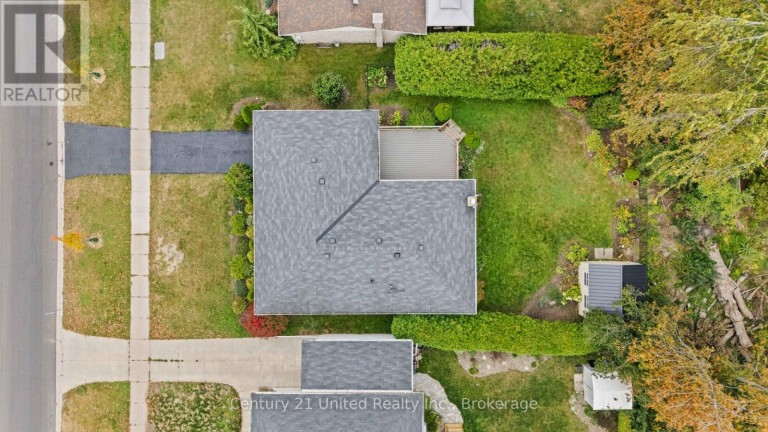 1203 ROYAL DRIVE, Peterborough (Northcrest Ward 5), Ontario, K9H6R3