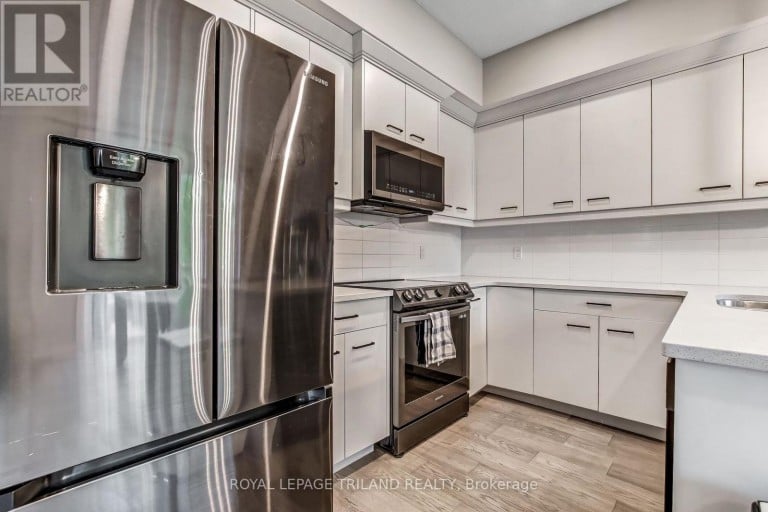 62 - 601 LIONS PARK DRIVE, Strathroy-Caradoc (Mount Brydges), Ontario, N0L1W0