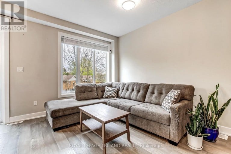 62 - 601 LIONS PARK DRIVE, Strathroy-Caradoc (Mount Brydges), Ontario, N0L1W0